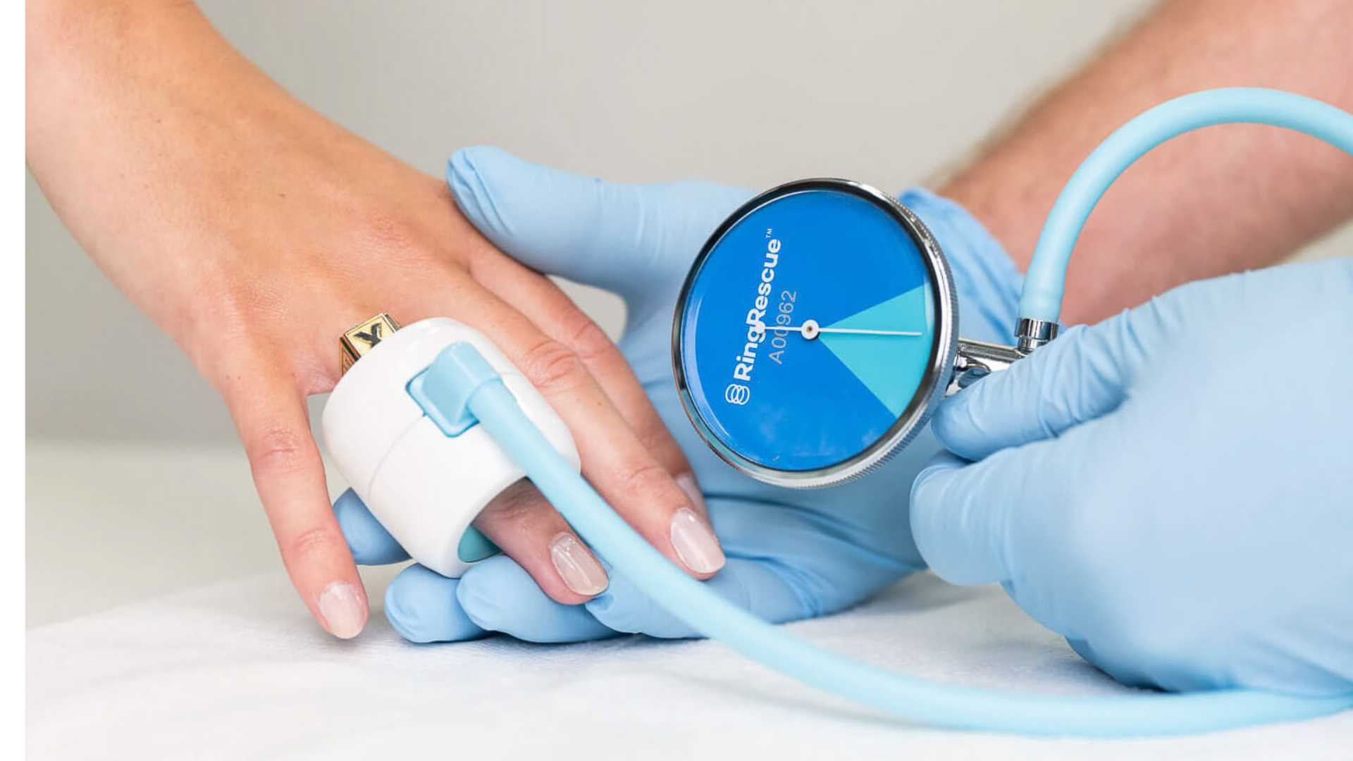 Ring Rescue Compression Device
